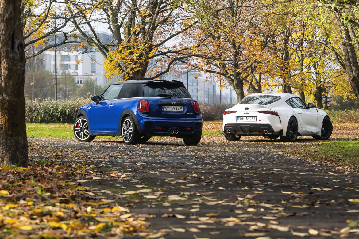 MINI Cooper John Cooper Works 2.0 8AT vs. Toyota GR Supra 2.0 AT8
