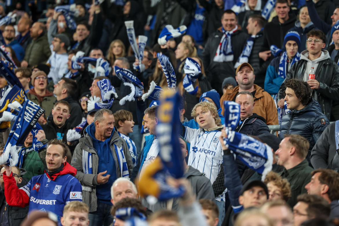 Lech Poznań - Sunderland: Zdjęcia kibiców i zawodników z meczu 3. kolejki fazy ligowej Ligi Europy 2026/27