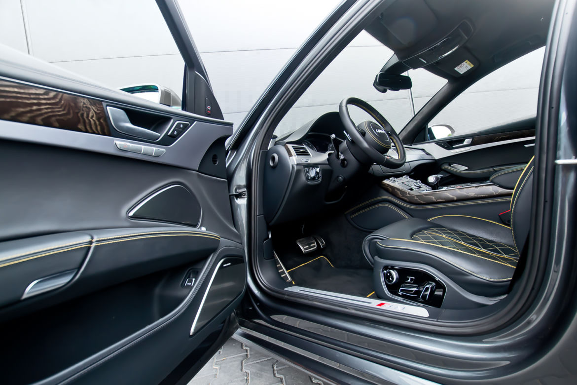 Audi S8 plus 4.0 V8 TFSI quattro