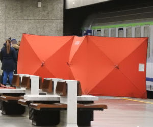 Makabra na dworcu centralnym. Ciało mężczyzny rozjechane przez pociąg