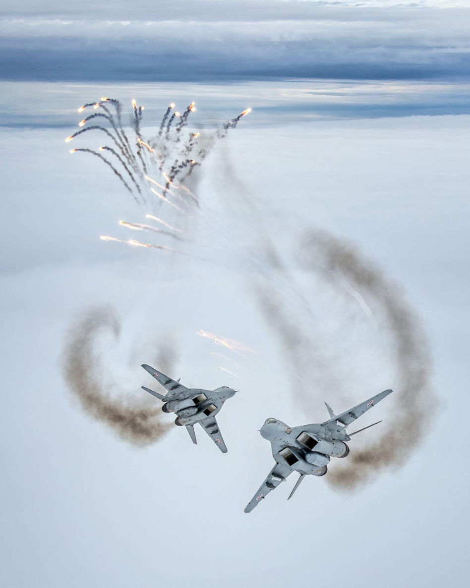 Myśliwce MiG-29 nad Malborkiem