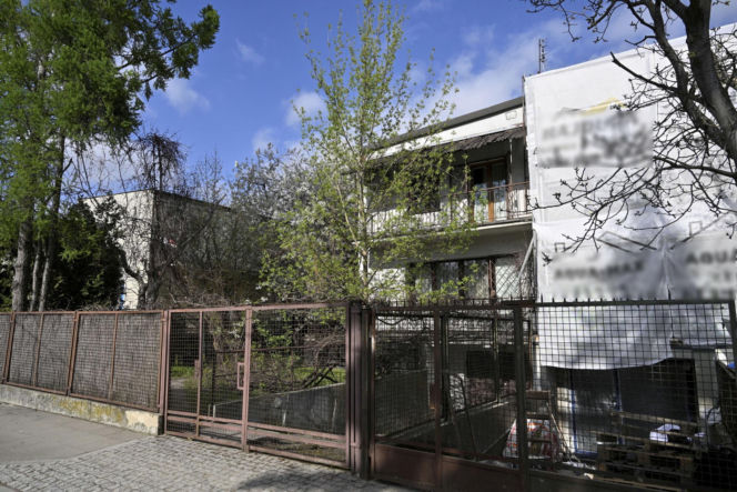 Niekończący się remont sąsiadów Kaczyńskiego