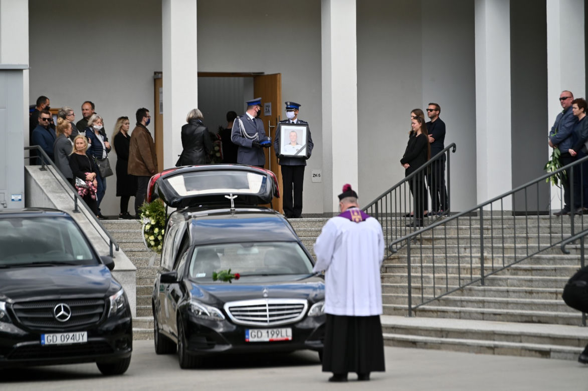 Pogrzeb policjanta, który zginął w wyniku wypadku w Gdyni