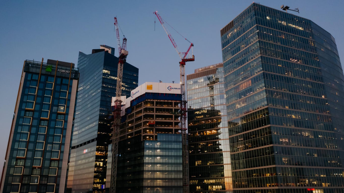 W centrum Warszawy trwa budowa Skylinera II