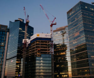 W centrum Warszawy trwa budowa Skylinera II