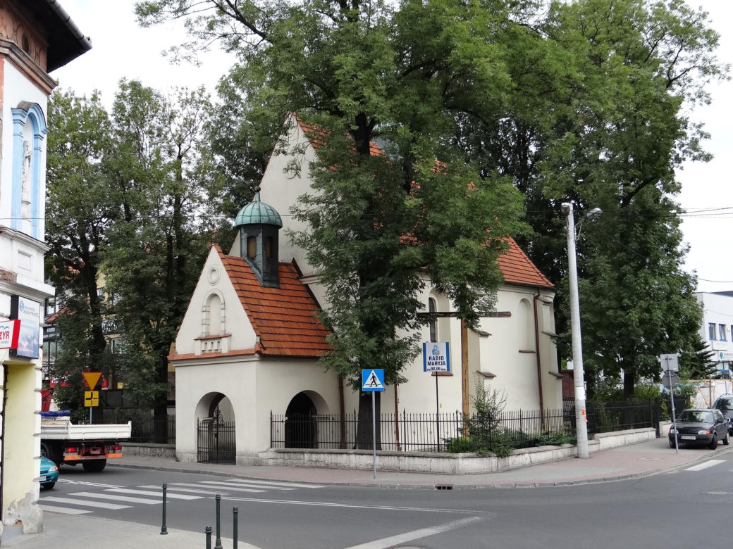 Jedno z najpiękniejszych miast w Małopolsce leży obok Krakowa. Zachwyca zabytkowym dworem