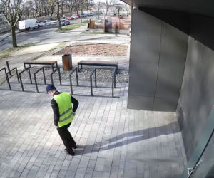 Parszywi złodzieje okradli Ukrainki na 65 tysięcy złotych! Czy to oni? Szuka ich policja!
