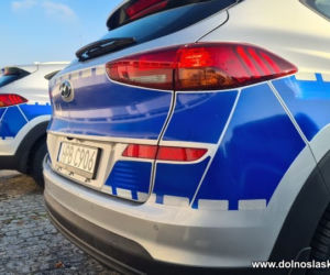 16 nowych radiowozów dla dolnośląskich policjantów 