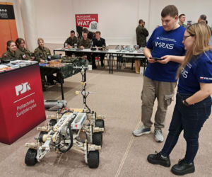 Targi Służby i Pracy w Skarżysku. Wojsko Polskie kusi nowoczesnością i stabilną ścieżką kariery