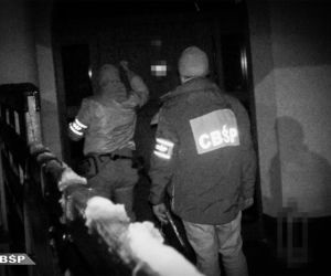 CBŚP i Straż Graniczna rozbiły grupę legalizującą pobyt cudzoziemcom