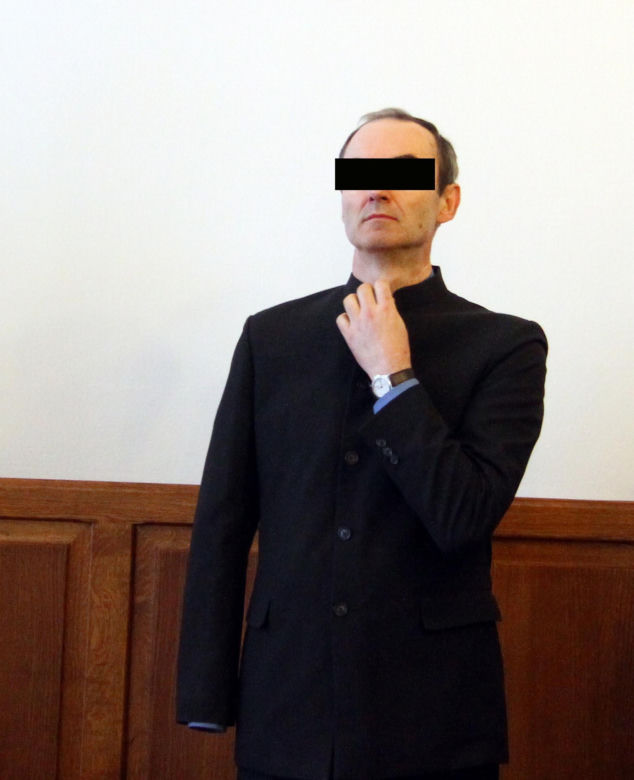 Masakra w warszawskiej redakcji. Cezary S. urządził jatkę. Zasztyletował byłego wspólnika i zdetonował granat