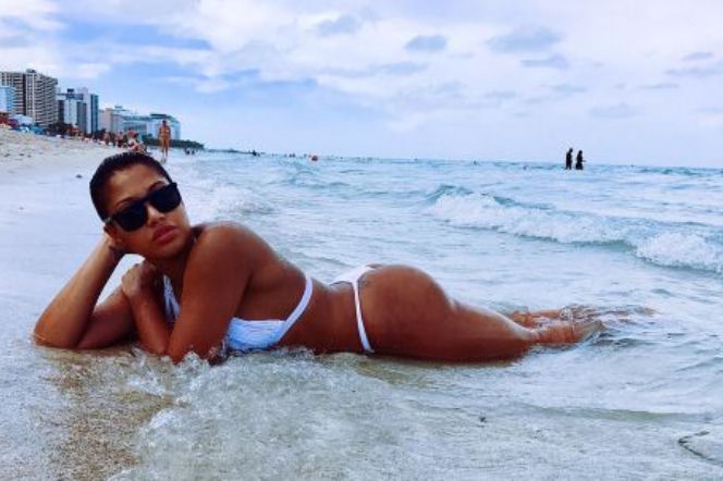Patricia Kazadi w bikini w Miami