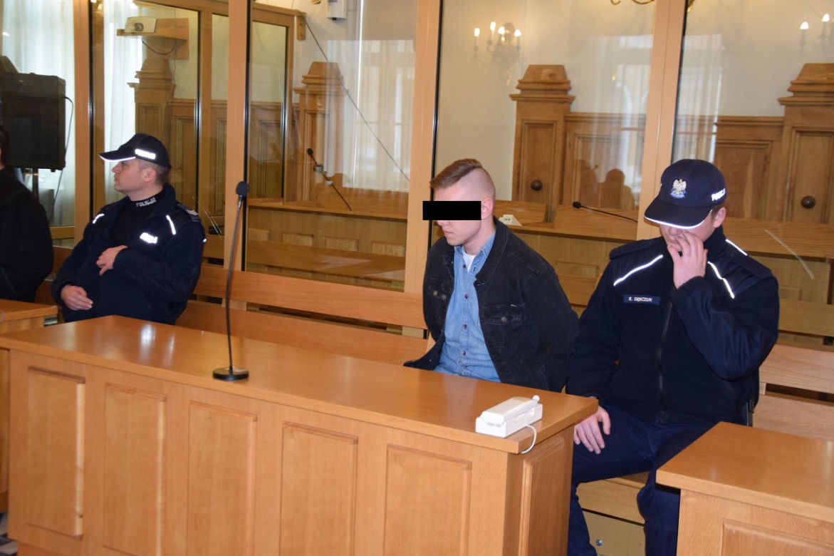 Pociął nożem małżeństwo w Kosinie. Zapadł wyrok sądu [GALERIA]
