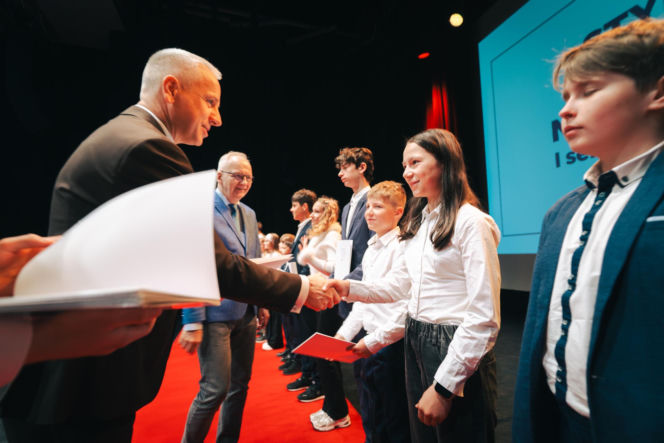 Najzdolniejsi uczniowie odebrali stypendia Prezydenta Miasta Siedlce