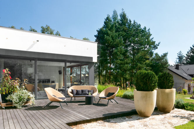 Donice gotowe na tarasie