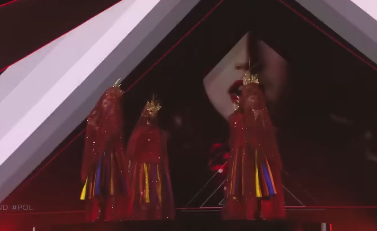 2019 – Tulia, „Fire of love” - Piosenka nie przeszła do finału
