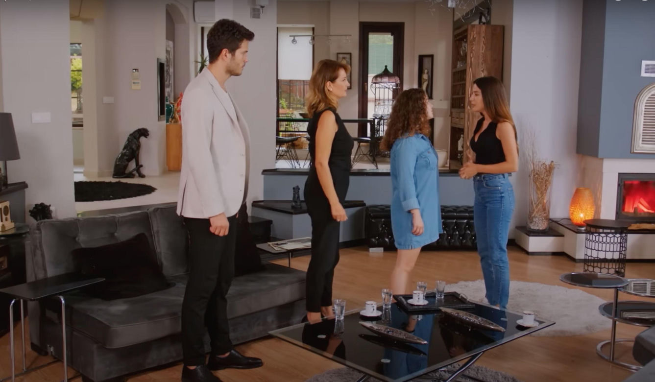 Między Zeynep i Melis dochodzi do kolejnej awantury.