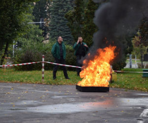 Elbląg. Akcja policji pod Aresztem Śledczym. Co tam się wydarzyło? [ZDJĘCIA]