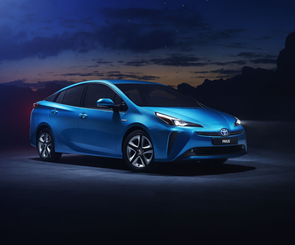 Toyota Prius AWD-i