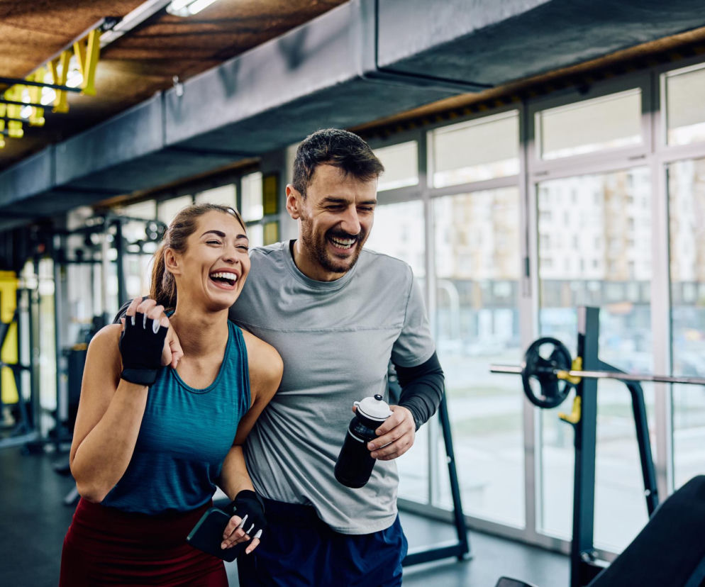 Czy siłownia i suplementy białkowe obniżają płodność? Różnice u kobiet i mężczyzn