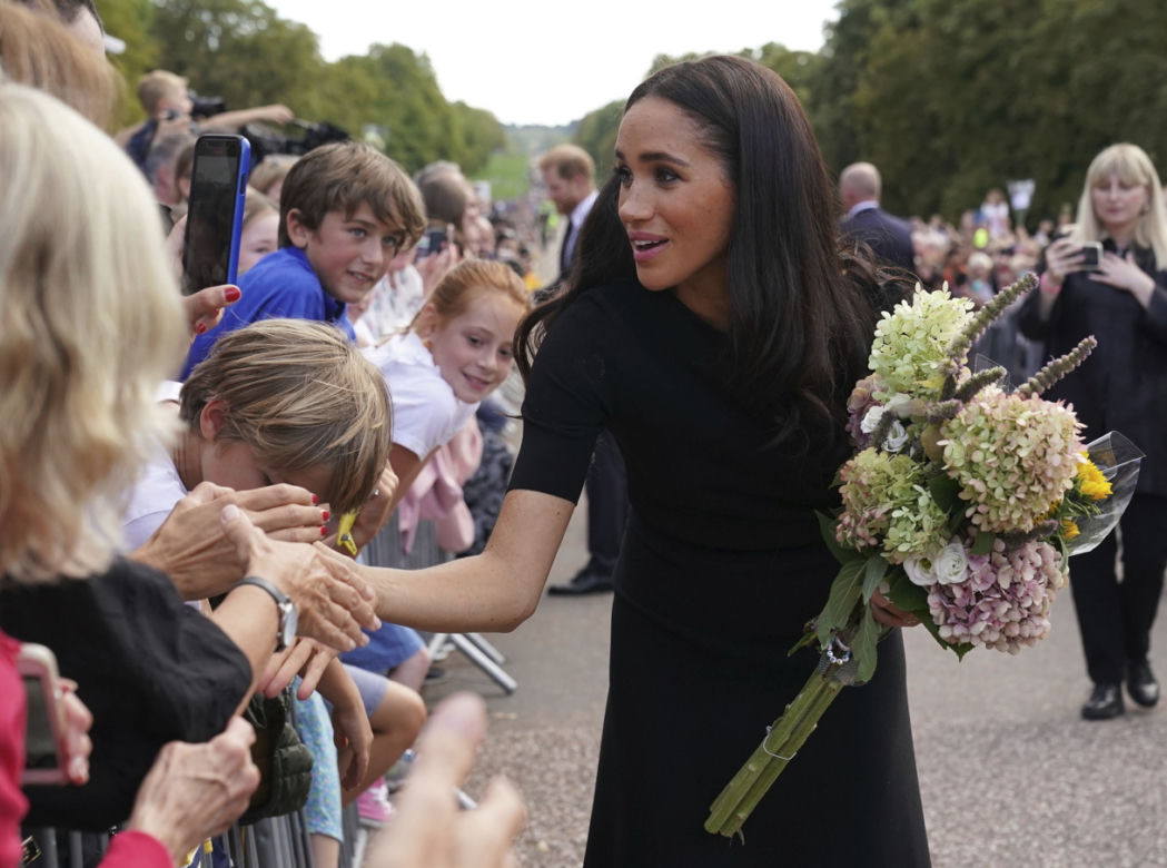  Meghan Markle nigdy nie była w ciąży". Okrutne plotki o rodzinie królewskiej!