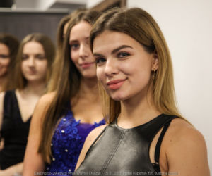 Miss Warmii i Mazur 2020. Dziewczyny zaprezentowały się w sukienkach koktajlowych