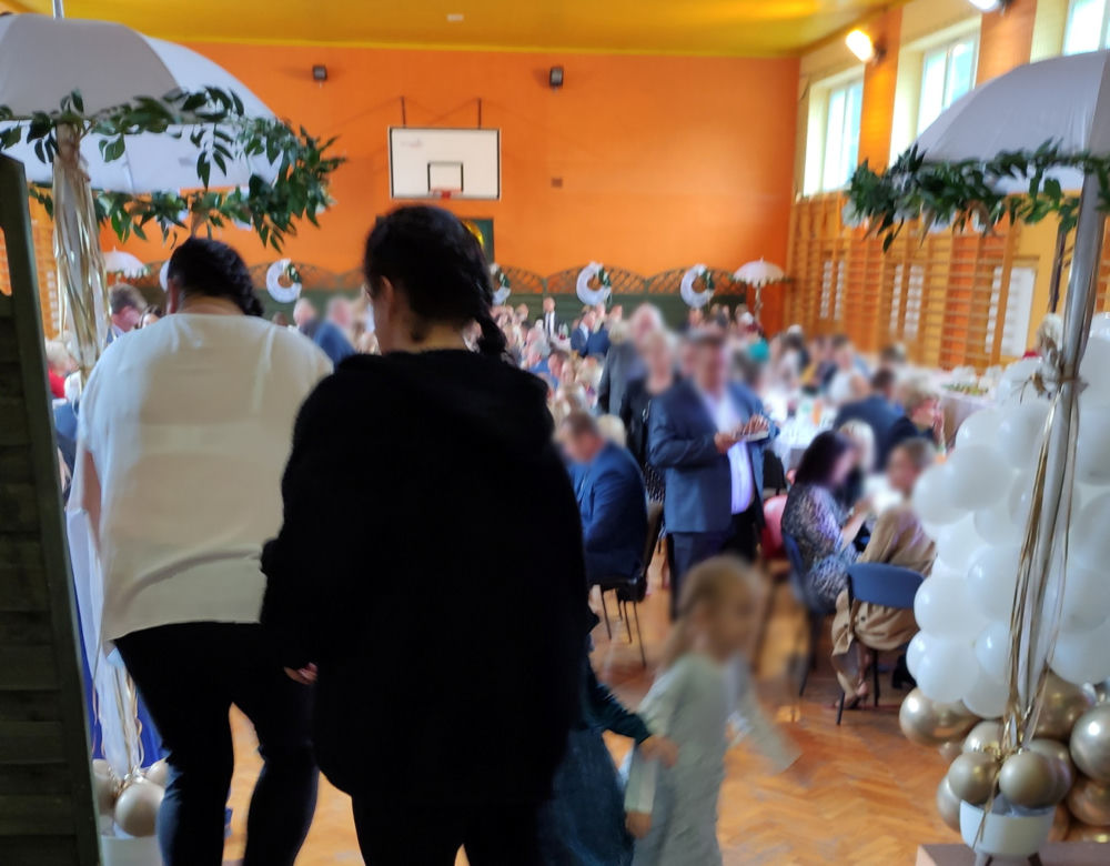 Opijali 60-tkę starosty w szkole