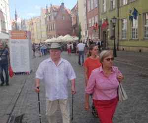 Wałęsa pokazał się wreszcie z żoną