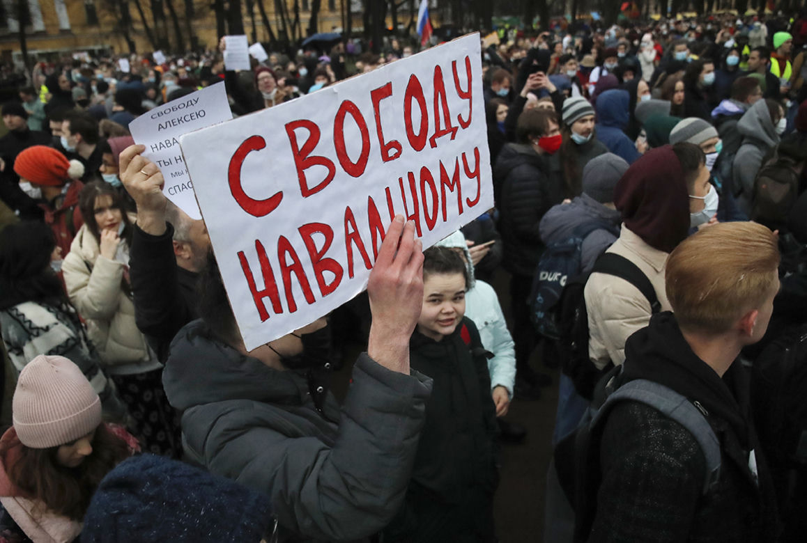 Rosjanie protestują przeciwko Putinowi! Tysiące na ulicach, aresztowania