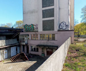 Rozpoczęła się rozbiórka Domu Marynarza w Szczecinie