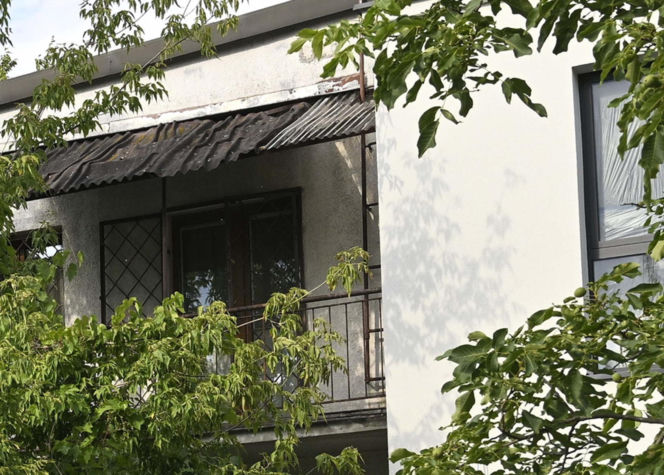Smutny widok domu Kaczyńskiego. Willa na Żoliborzu się sypie