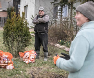 Podlascy żołnierze rozwożą żywność we współpracy z Caritas