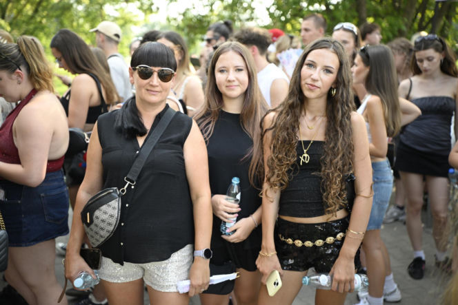 Drugi koncert The Weeknd w Warszawie. Najwierniejsi fani nie przestraszyli się morderczego upału. Znajdź się na zdjęciach
