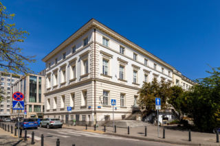 Foksal 10 w Warszawie