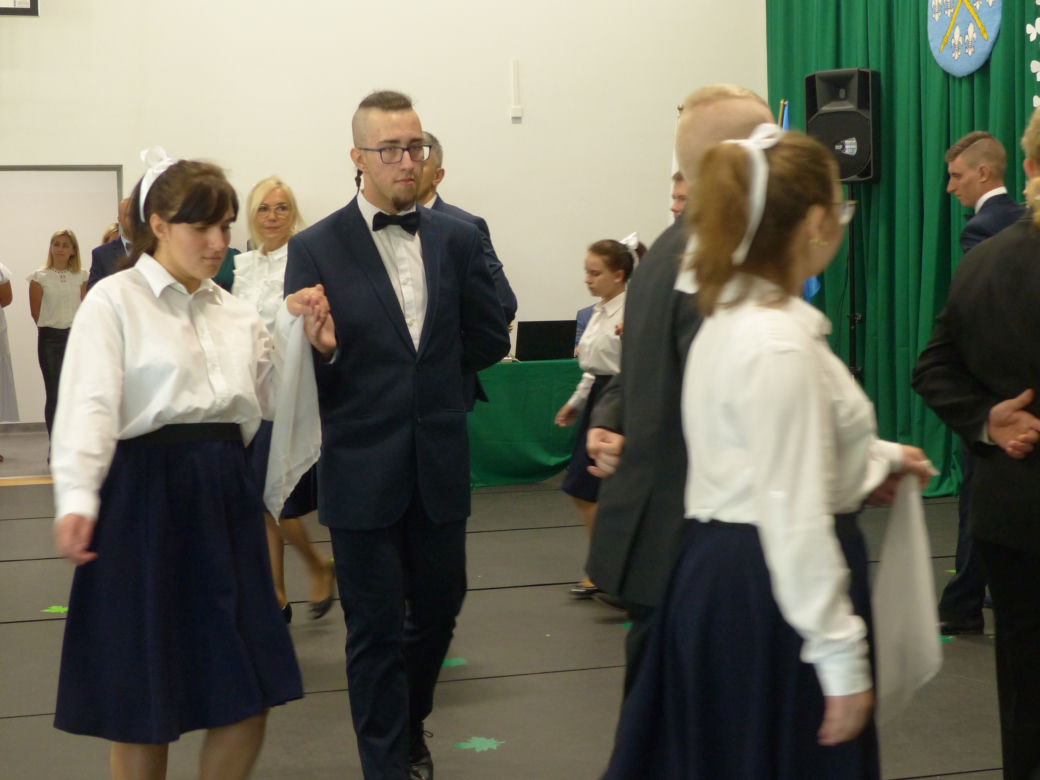 Otwarcie szkoły przy Sucharskiego