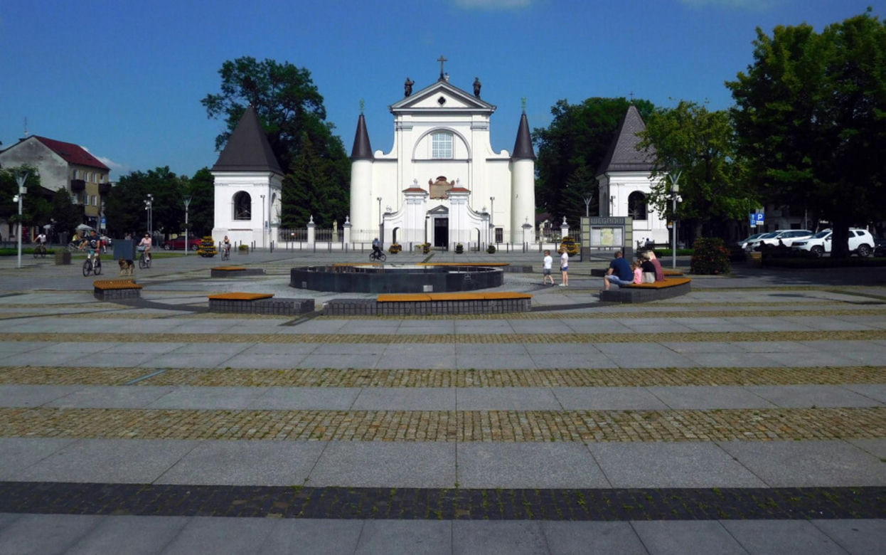 7. Węgrów. Niska jakość dróg i komunikacji publicznej. Brak strategii rozwoju lokalnego.Słaba jakość edukacji.