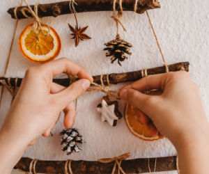 Choinka ścienna DIY