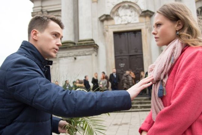 Na dobre i na złe odc. 638. Ola Pietrzak (Anna Karczmarczyk), Jan Stanisławski (Krzysztof Kwiatkowski)