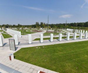 Park pamięci Narodowej w Torunie Ojca Rydzyka