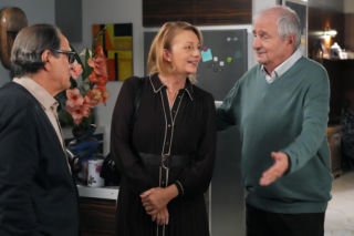 Barwy szczęścia, odc. 3332. Jerzy (Bronisław Wrocławski), Wanda (Maja Barełkowska), Krzysztof Jaworski (Jacek Kałucki)