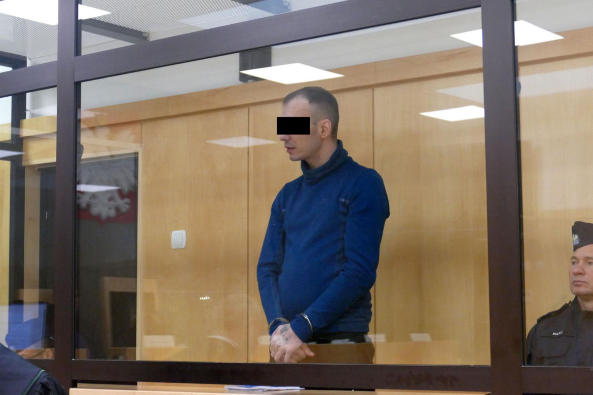 Bił, katował, a nawet przypalał genitalia 6-letniego Maksia. Chłopczyk umierał w męczarniach. Matka tylko się patrzyła