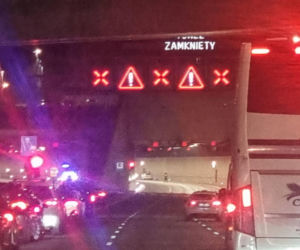 Pożar auta w tunelu na S2! Kierowcy utknęli w gigantycznym korku