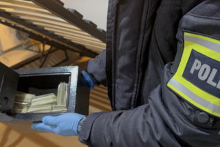 Udawali partnerów, robili z kobiet towar. Kilkadziesiąt ofiar gangu z Łódzkiego