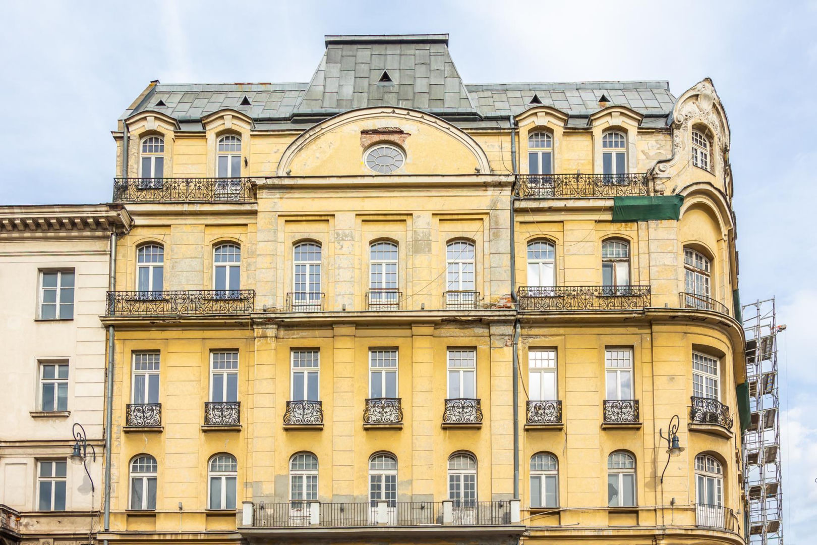 Remont kamienicy Natansona przy ul. Nowy Świat 2 w Warszawie