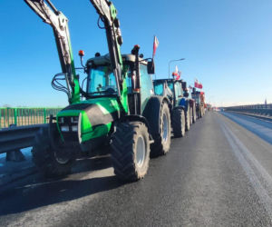 Rolnicy protestują w całej Polsce. Duże utrudnienia także w Łódzkiem