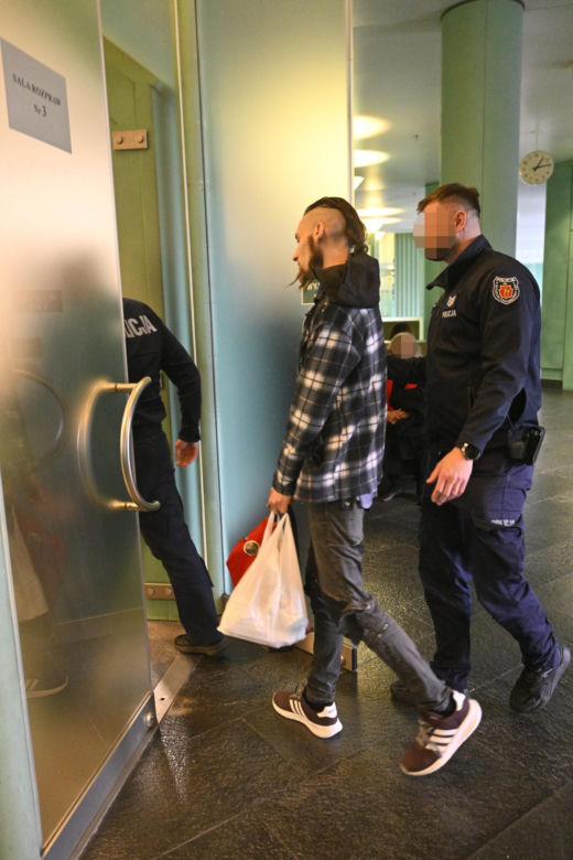 Skazany za zabójstwo matki znów walczy o wolność. Jeden z jego wniosków ma 72 strony