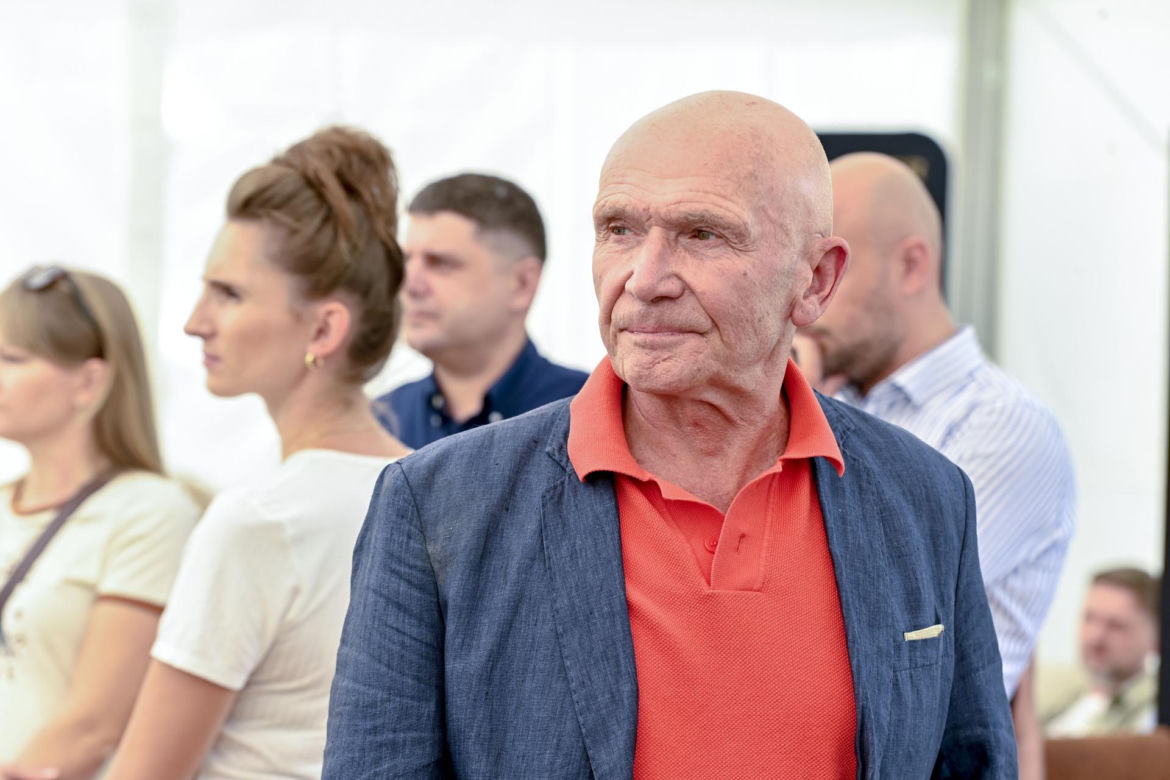 No to sobie pojeździli! Andrzej Seweryn w karocy jak hrabia! Zastęp gwiazd: Krakowska, Korcz Bohosiewicz, Ogrodnik