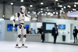 Putin spotyka robota. Co zrobił humanoidalny tancerz?