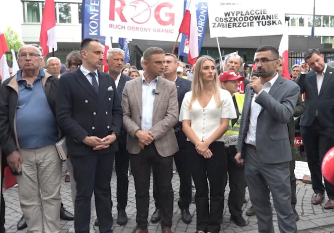 Manifestacja ROG w Warszawie. Żądali reparacji