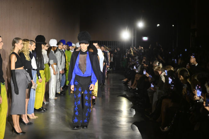 Pokaz mody WARM-UP Mariusza Przybylskiego